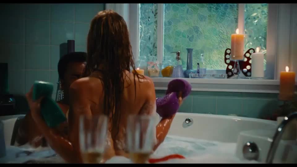 Jessica Pare's Nude in Hot Tub Time Machine (2005) - free porn video
