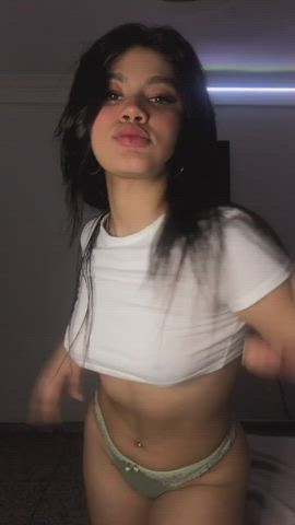 Do you like latina girls with juicy ass? - free porn video