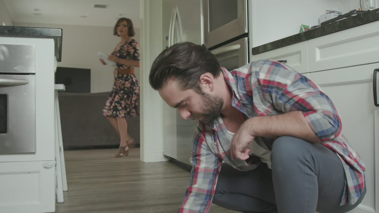 Please provide a sauce (urgent!) - free porn video