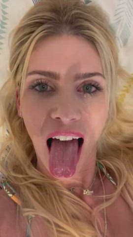 I told him to aim for my eyes to make the facial extra nasty - free porn video