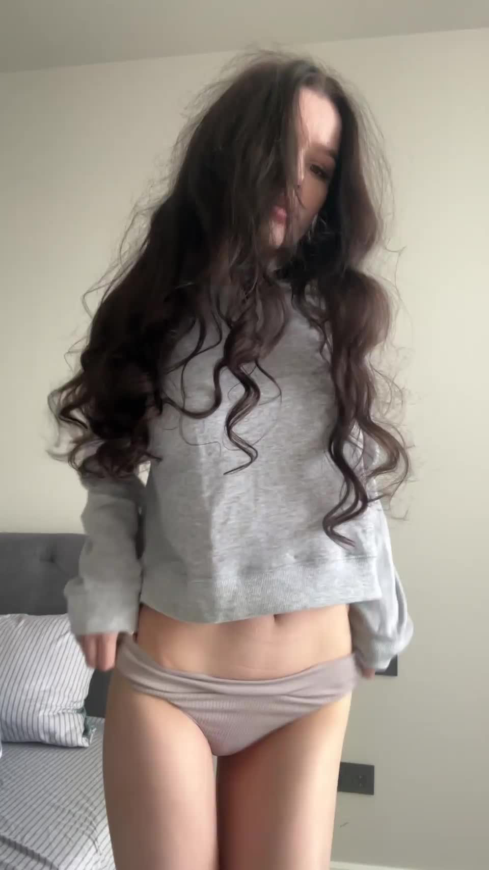 Allow me to wrap my legs around you - free porn video