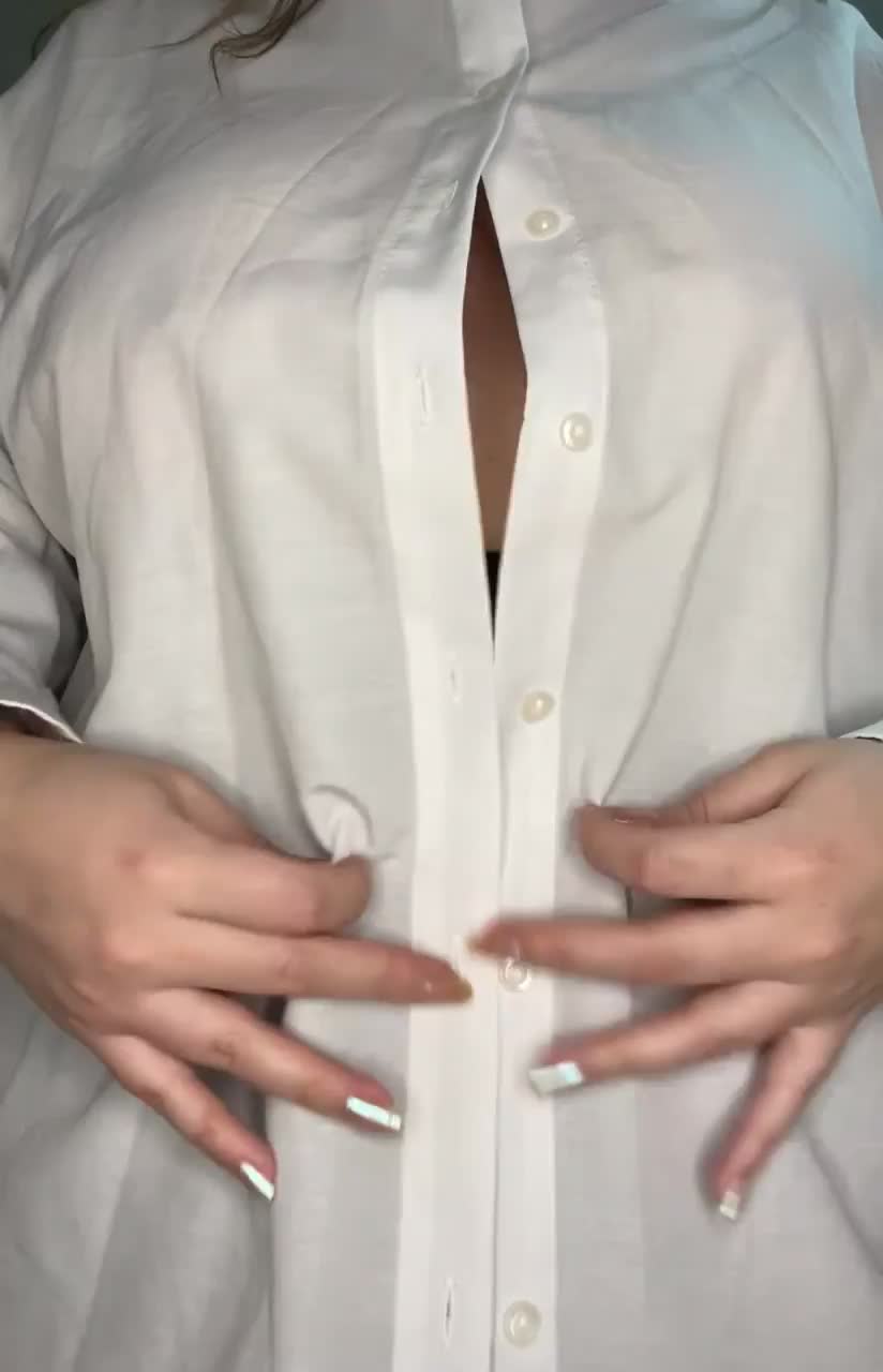 I'm having a good boob day, here is proof😋 - free porn video