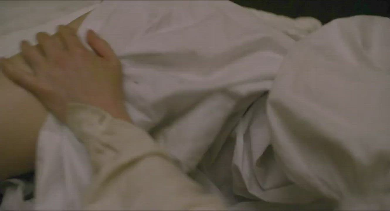 Kate Winslet & Saoirse Ronan - free porn video