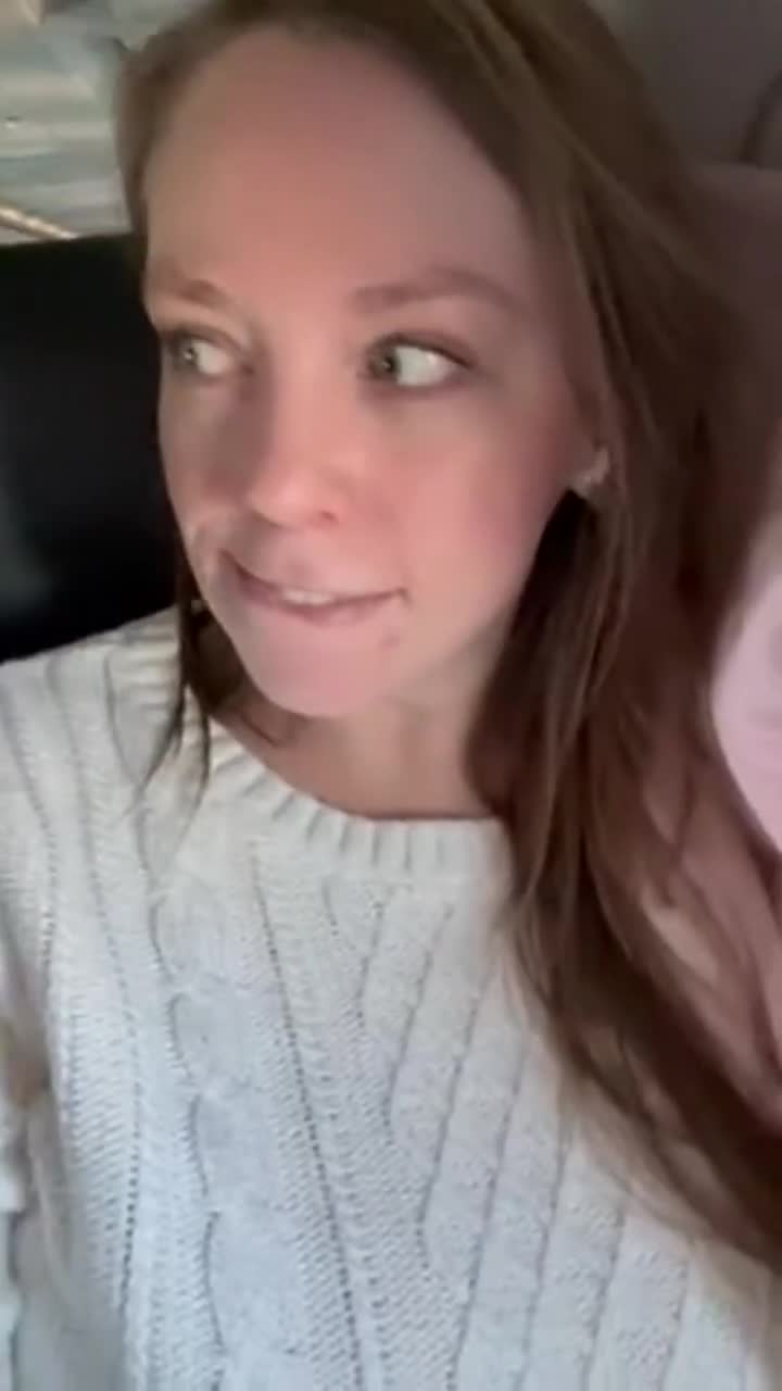 Never know what could happen on a quiet morning flight! - free porn video
