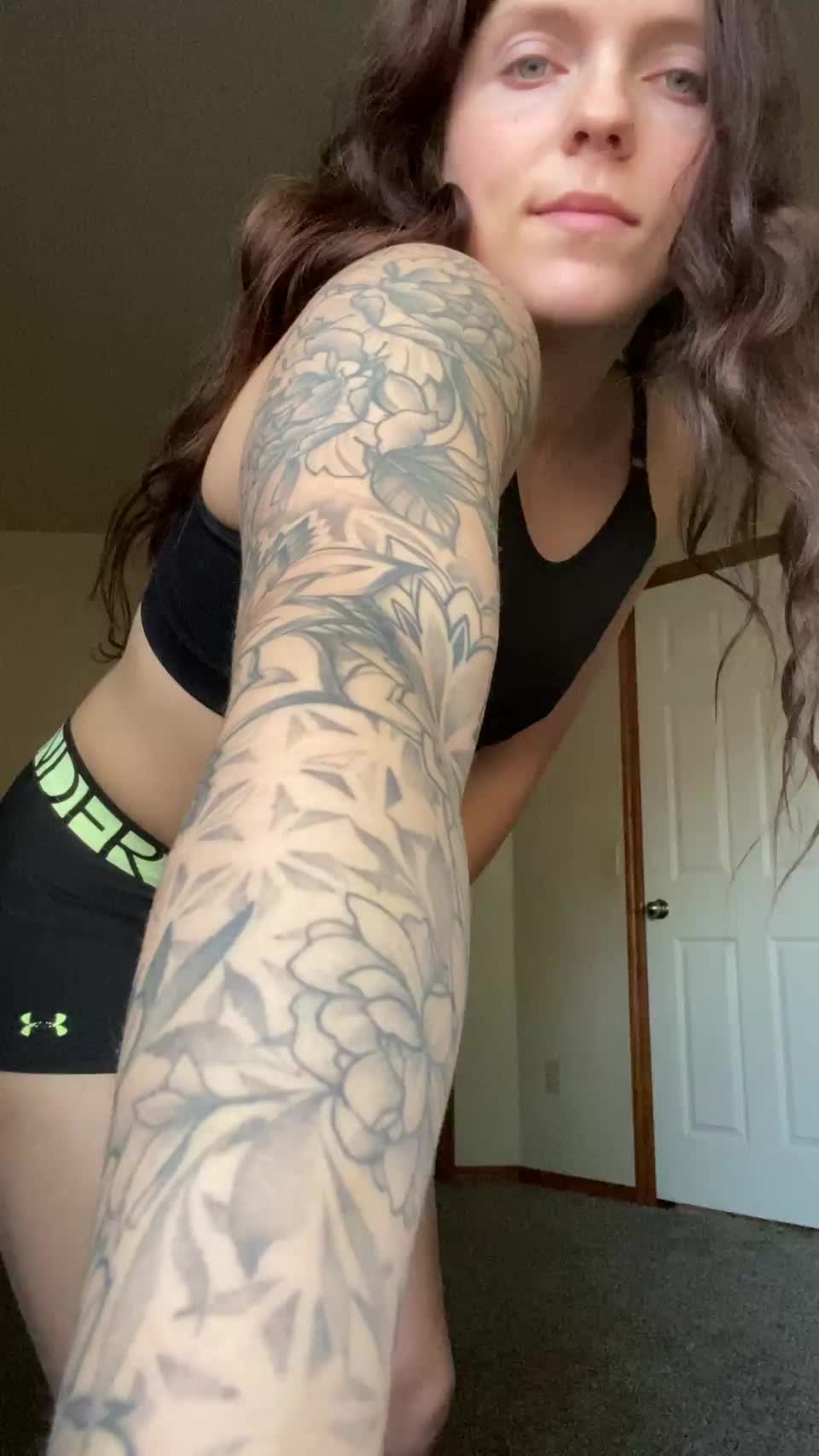 Could you resist playing with my ass while we fuck? - free porn video