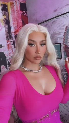 Iggy Azalea in a tight pink fit. - free porn video
