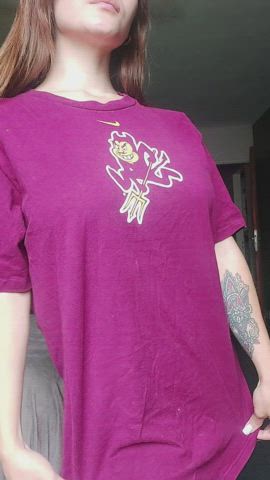 5'2" teen with a BIG surprise under my t-shirt! 😋 - free porn video