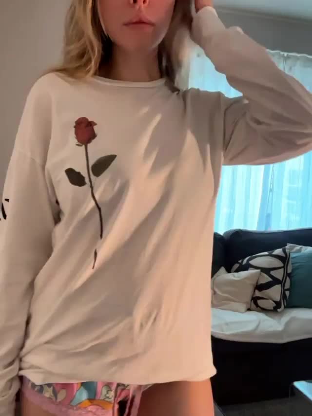 Woke up with extra perky boobs today - free porn video