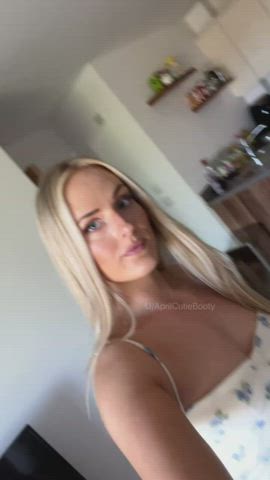 A little pussy flash ;) - free porn video