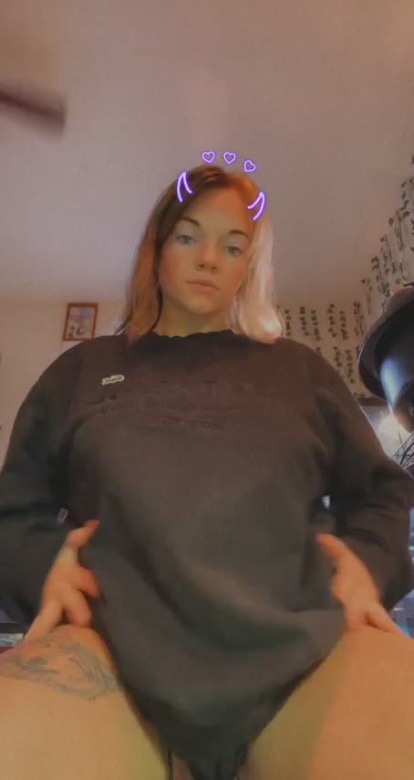 Happy hump day, from the front teehee - free porn video