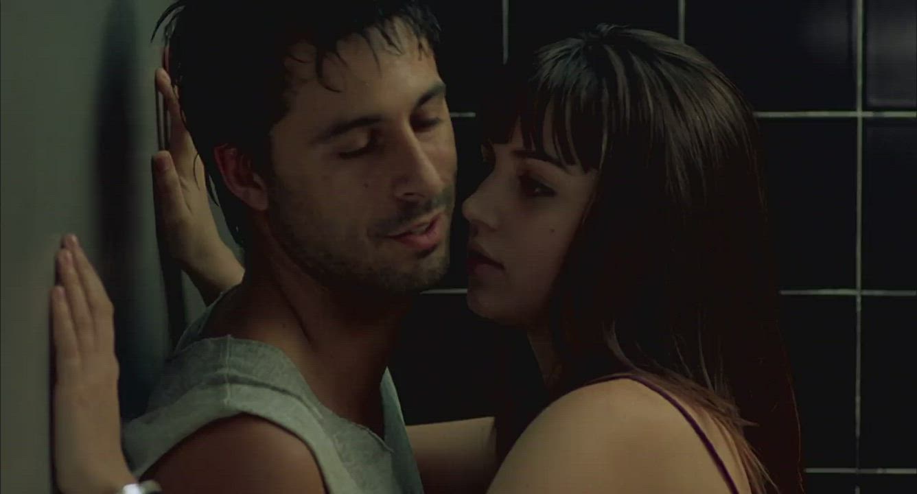 Getting paid to suck Ana de Armas tits is when you know you've made it - free porn video