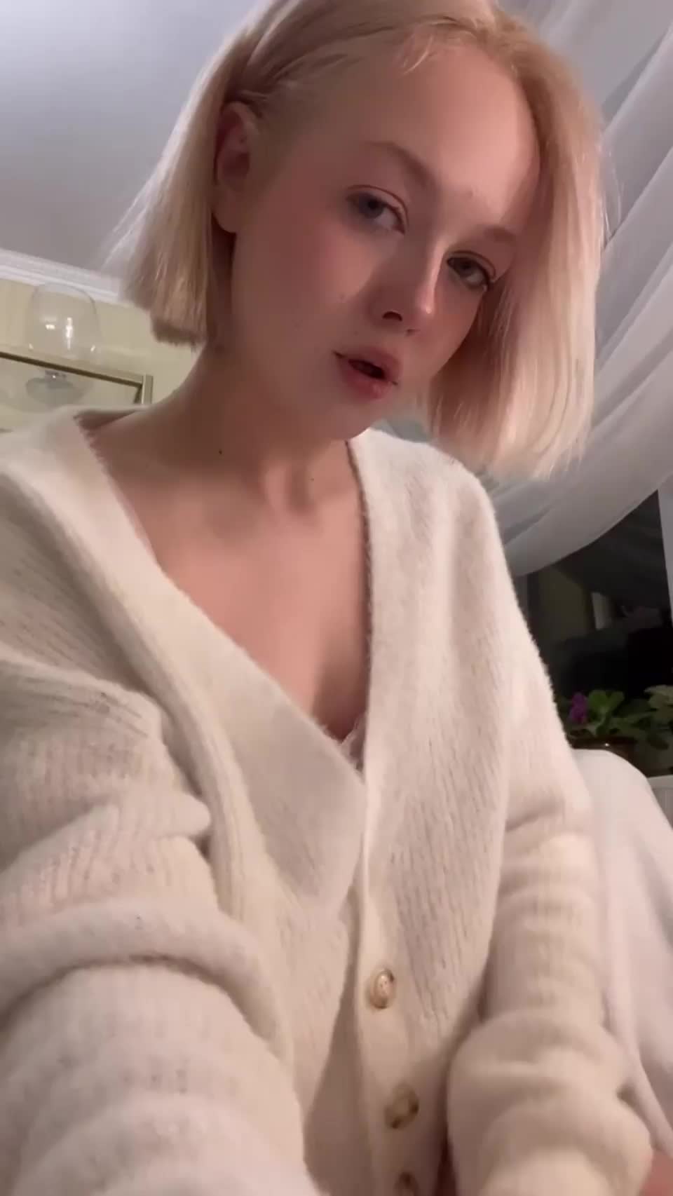 Milk white body - free porn video