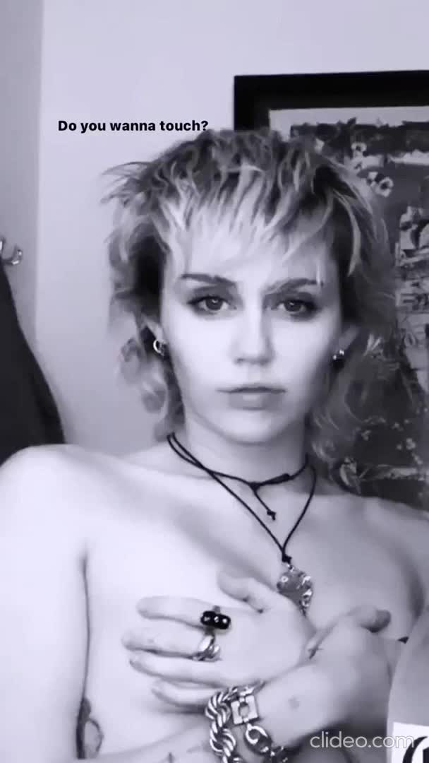 Miley Cyrus teasing - free porn video