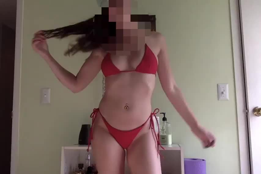 Just imagine being opposite of me in beach volleyball 👙😘 - free porn video