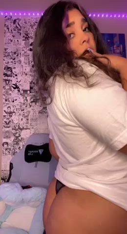 Venezuelan curves - free porn video