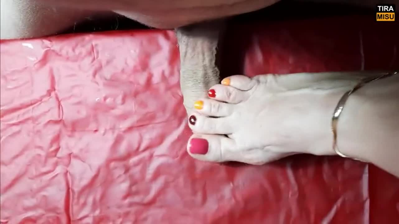 Pls Mistress step on my cock until it cums! - free porn video