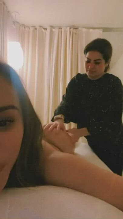 Yanet Garcia has an amazing ass - free porn video