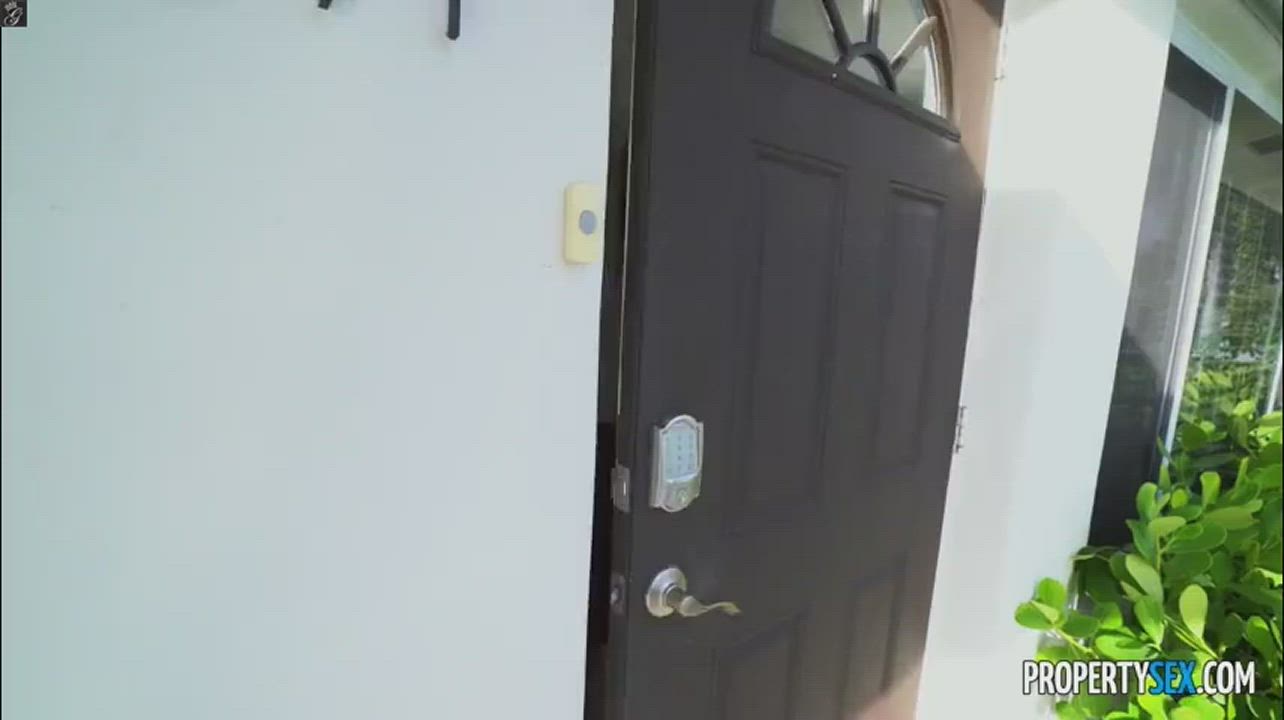 Property Sex - Skylar Vox - Ready To Mingle - free porn video