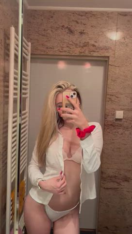 Do u think my ass is better in or out - free porn video