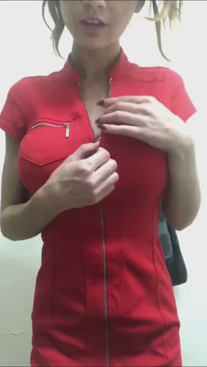Unzipping the dress - free porn video