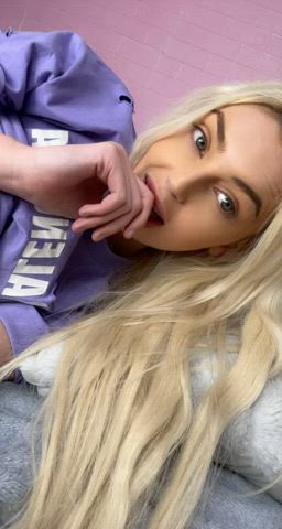 You're invited to my slumber party on one condition... no pulling out - free porn video