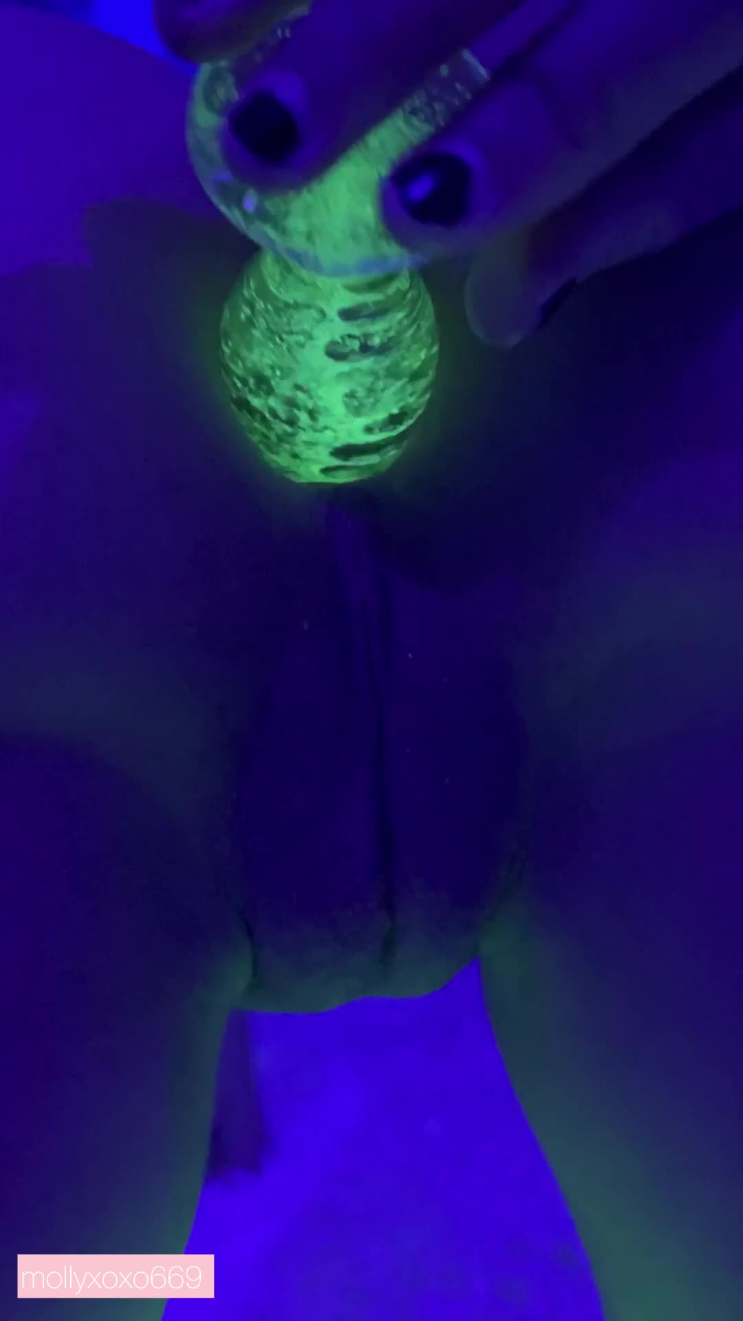 Rate my asshole with a word - free porn video