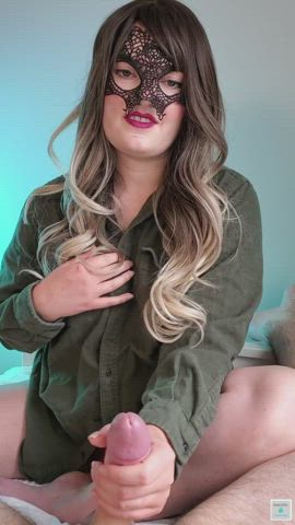 I (27) love making my hubby cum, especially when I get to clean it up :D - free porn video