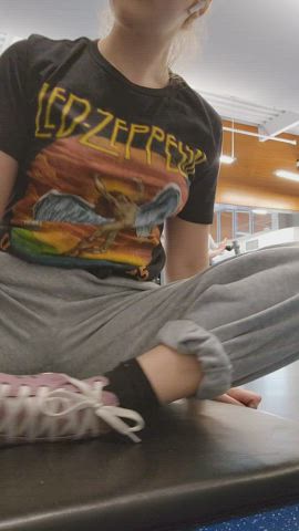 Ending the workout with a flash is important for the gains [GIF] - free porn video