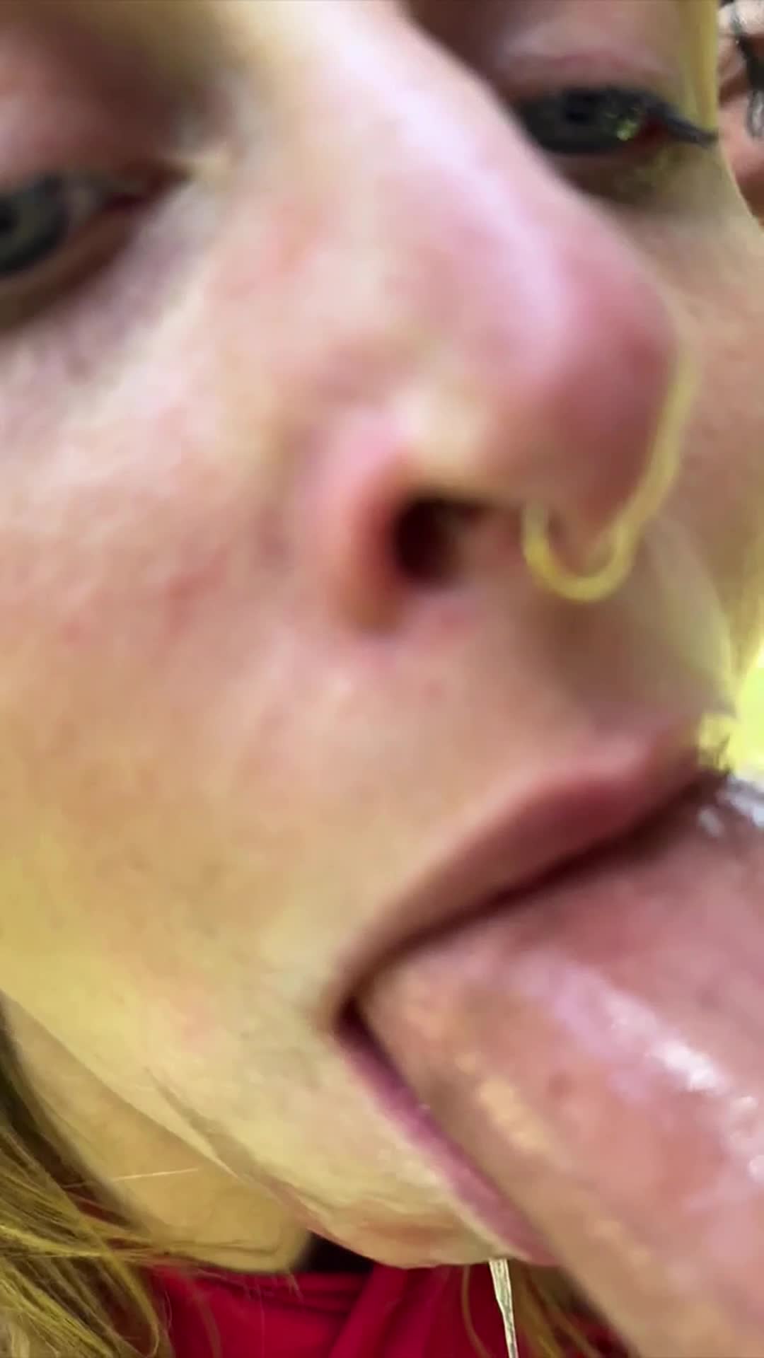 I've become an expert at sucking cock - free porn video