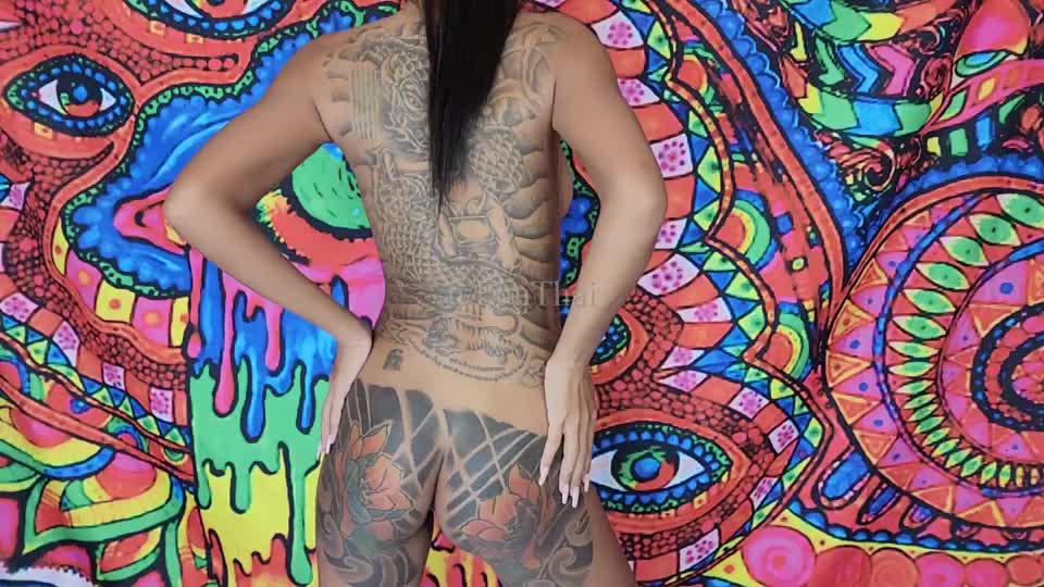 It's getting hot here 🍑🥵 - free porn video
