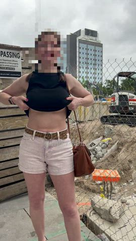Giving the contstrucktion gus something to enjoy on the holiday weekend - free porn video