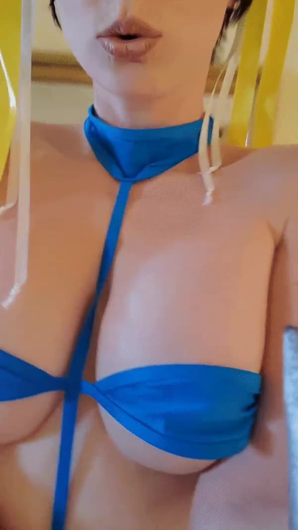 Chun-Li sending you a video while you’re at work (95PercentLo) [Street Fighter] - free porn video