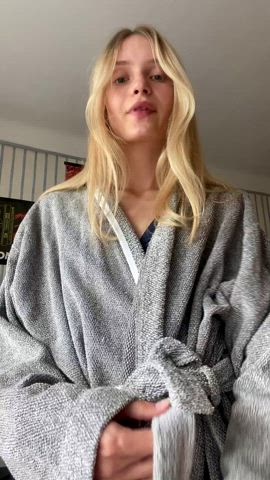 It makes me wet when you are watching my pale nipples - free porn video