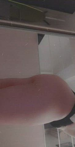 Would you let me sit on your face ? - free porn video