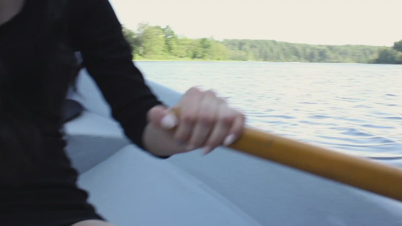 Sexy Boat Ride Without Panties - free porn video