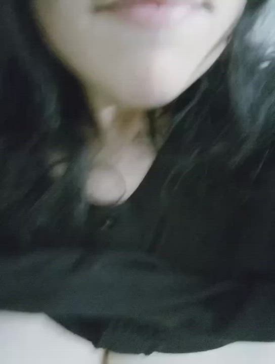 I'm a 36 year old working mom and these are my tits - free porn video