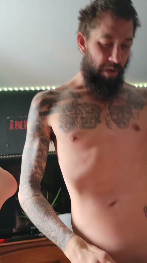Who's next to cover her pussy in cum - free porn video