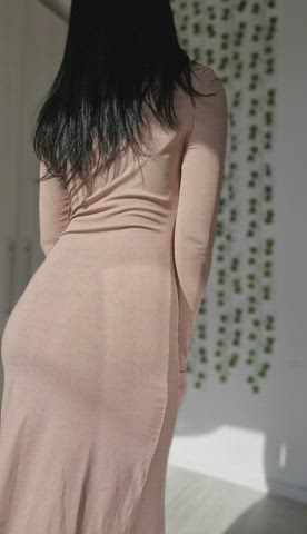 I think my dress is broken - free porn video