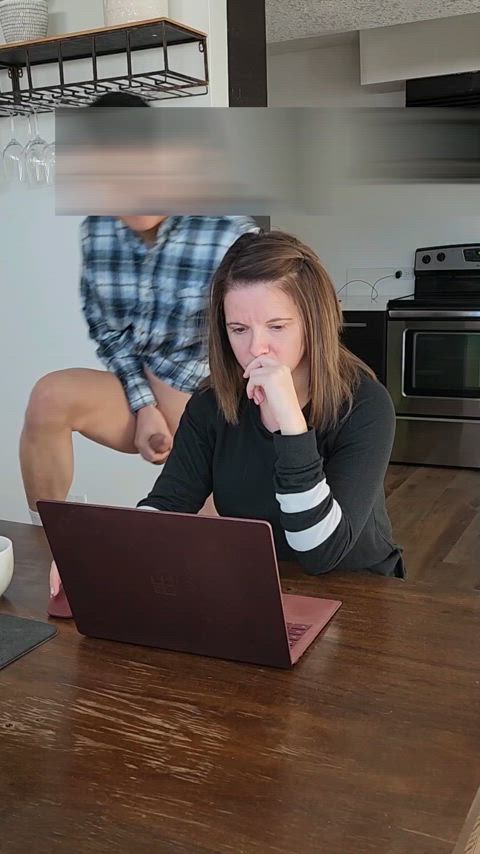 Amateur gets her mouth free used - free porn video