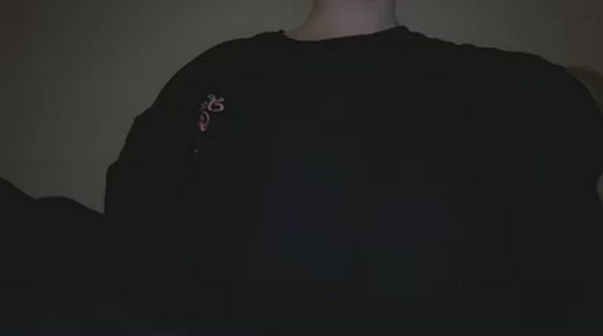 Wanna start the morning with my tits in your mouth? - free porn video