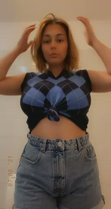 is my body curvy enough? - free porn video