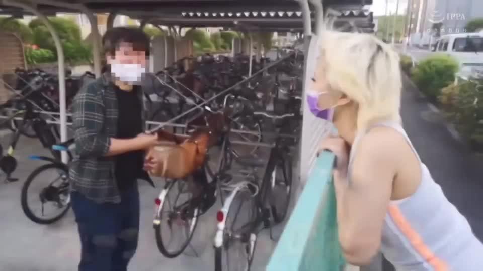 Alice Otsu | Picking Up Random Guys Onboard The Slut Wagon - free porn video