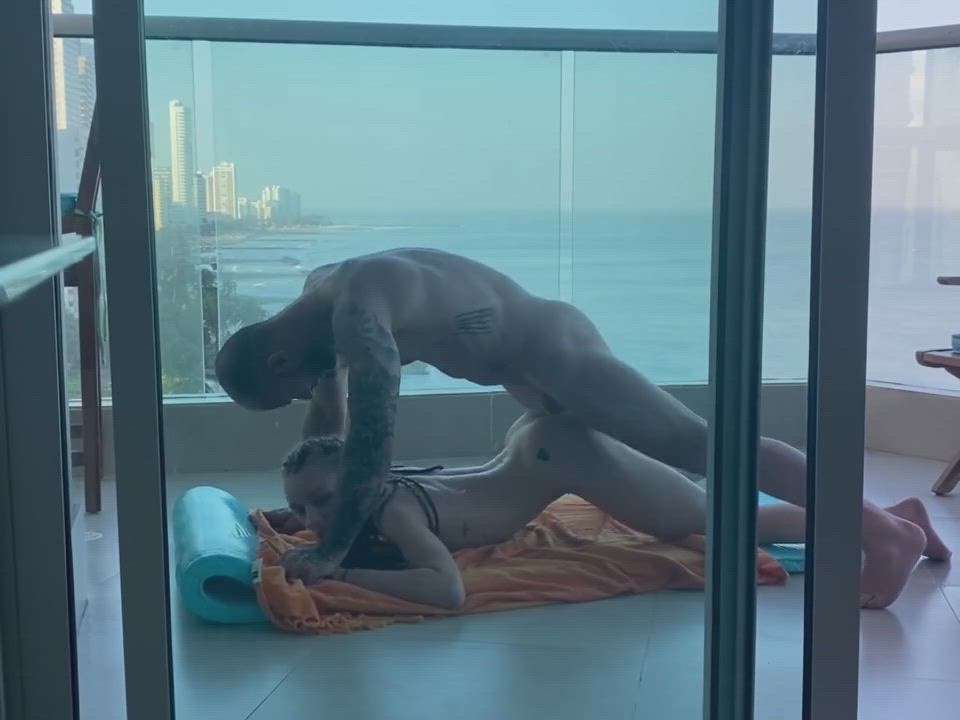 Well Damn! - free porn video