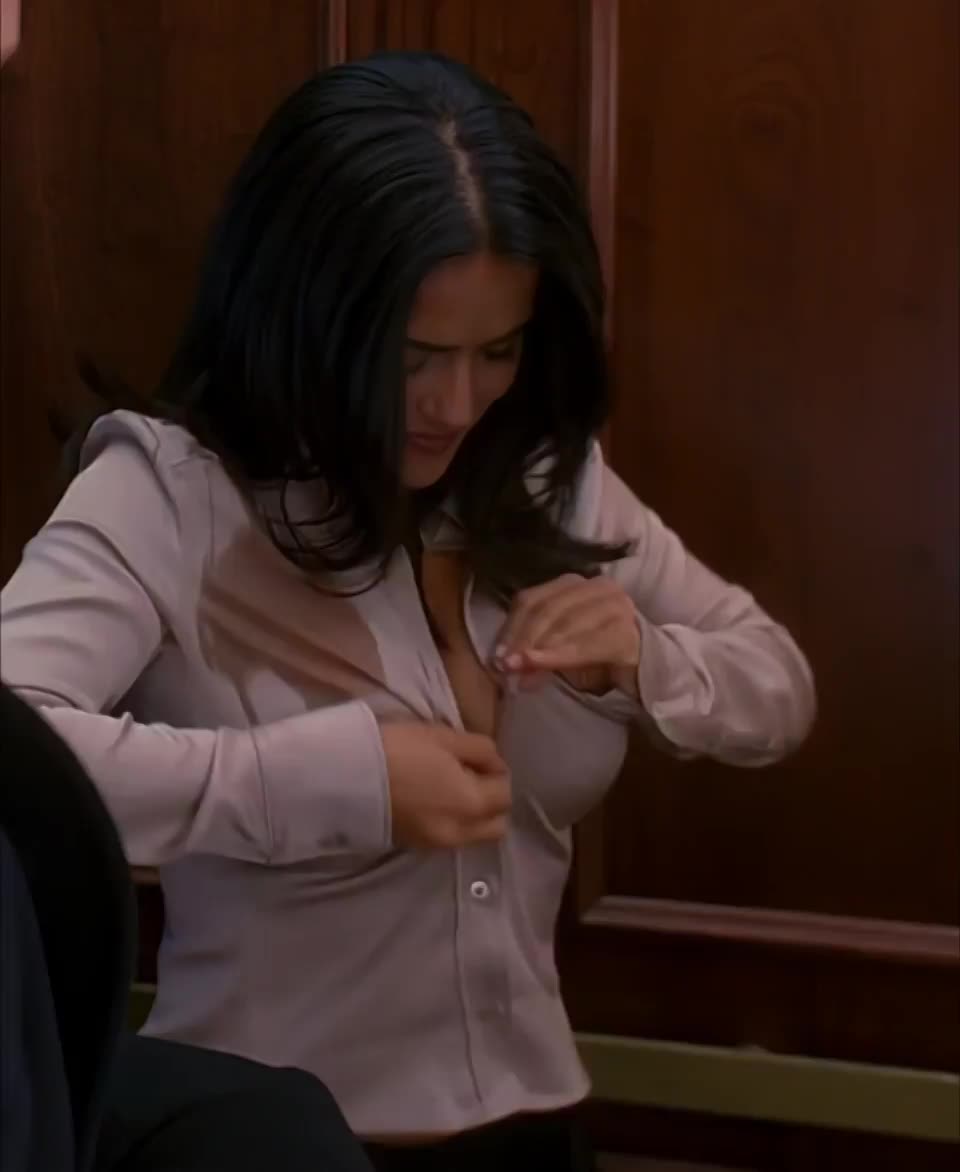 Salma Hayek - Ugly Betty, S1E6 - free porn video