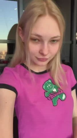 Don't you mind to throw it on my teen tits? - free porn video