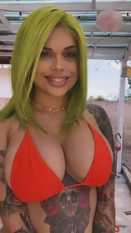 Tiddie dancing punk rock bimbos have me gooning for hours - free porn video