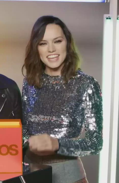 Daisy Ridley makes my cock so hard - free porn video