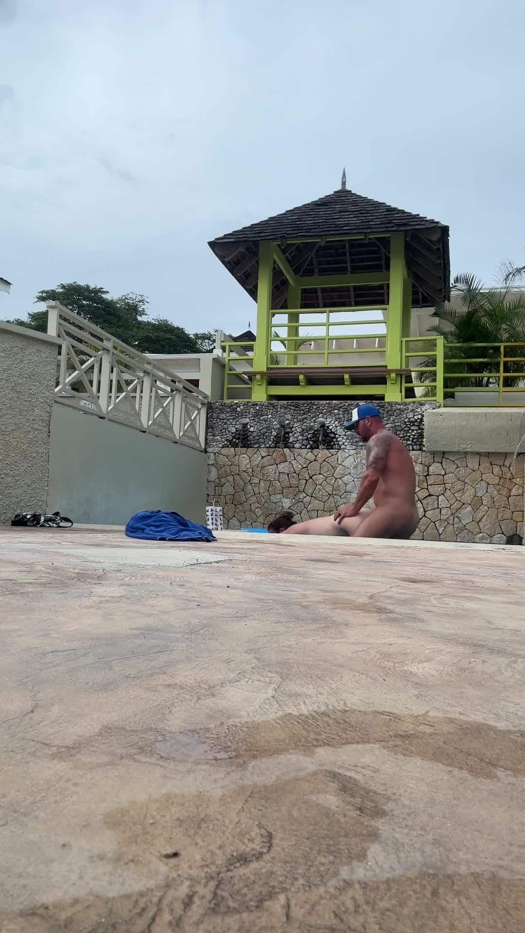 Resort fucking - free porn video