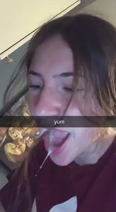 Seeing this everywhere but no ID. Can someone help? - free porn video