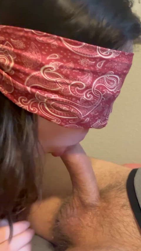 Cum started pouring out once I began using my tongue - free porn video